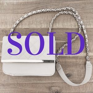 🛑SOLD🛑 Cream Mini Purse with Gold Chain